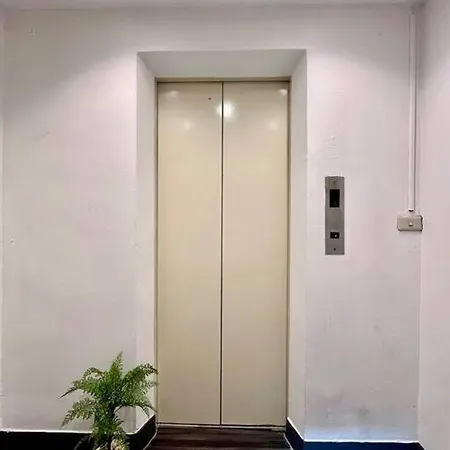 Discoveryhome4 At Pratunammarket Bangkok Exterior photo